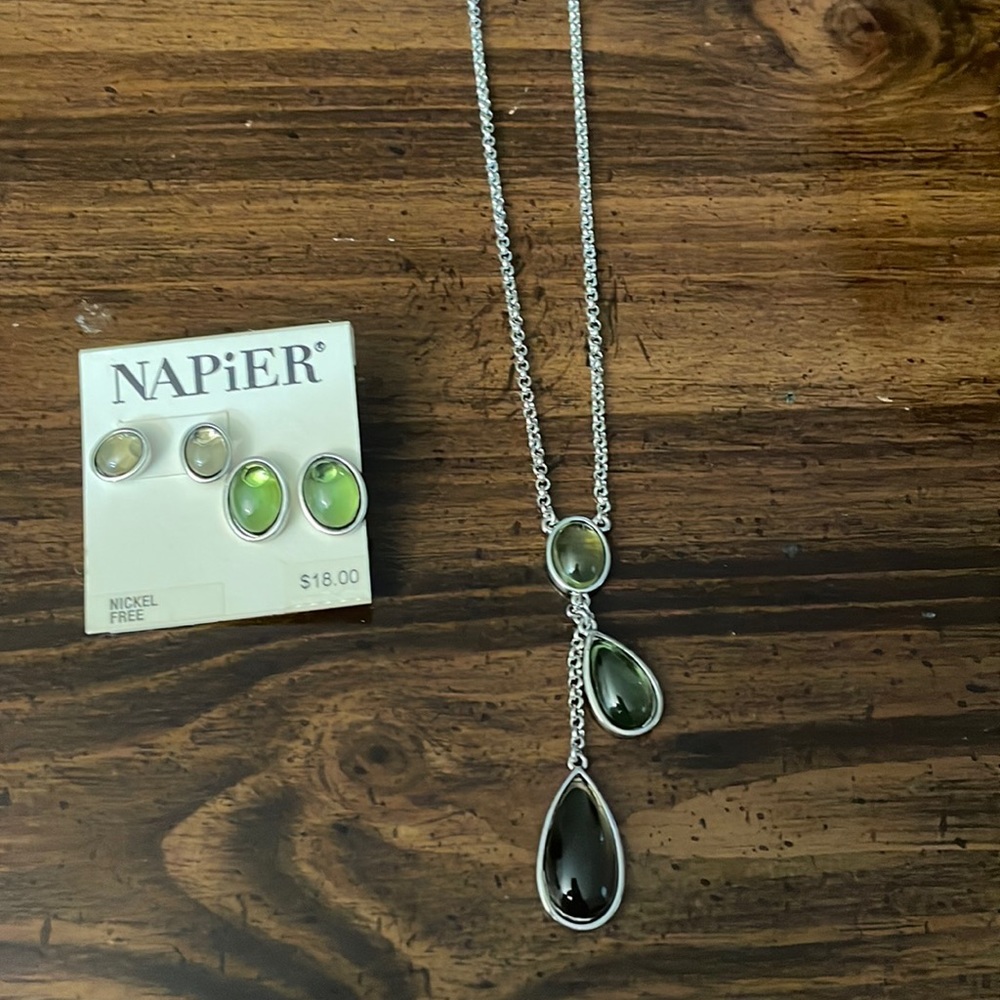 Jade green pendant matching earrings necklace set
